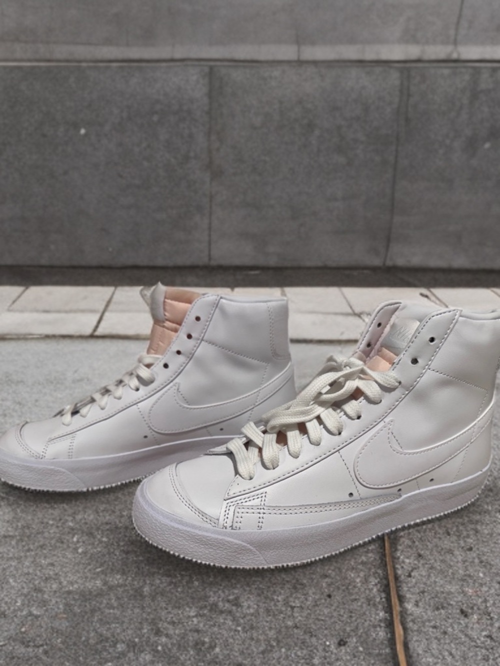 Nike Blazer Mid '77 Triple White Leather High Top Sneakers - Women's 8.5